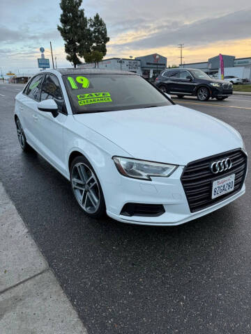 2019 Audi A3 Titanium 40 TFSI