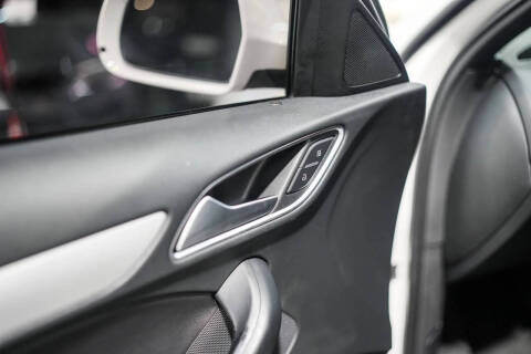 2017 Audi Q3 2.0T Premium