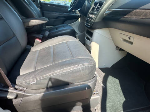 2013 Dodge Grand Caravan American Value Package