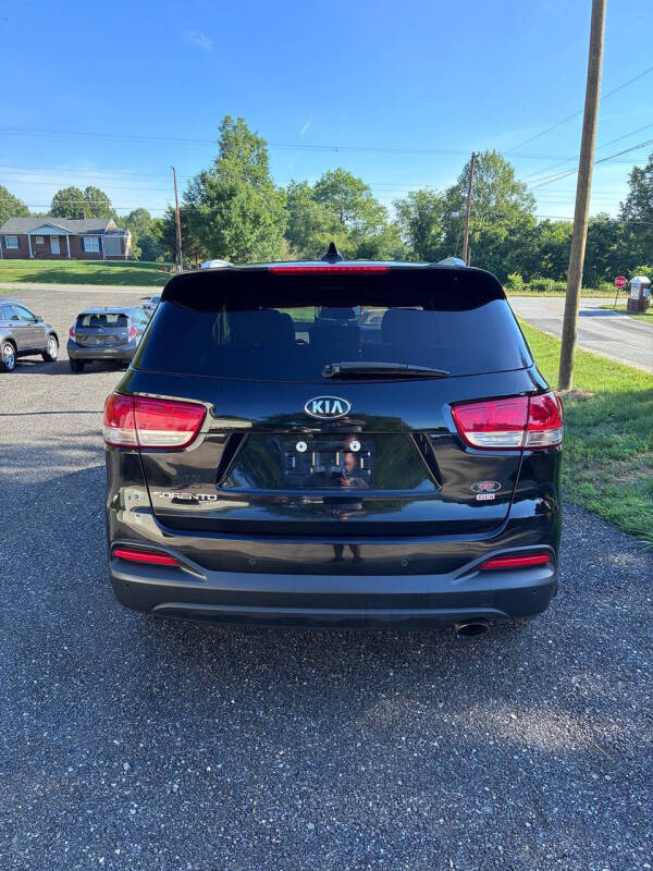2017 Kia Sorento LX