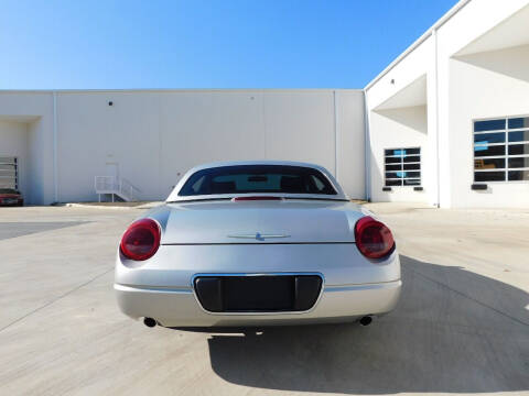 2004 Ford Thunderbird Deluxe