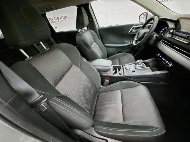 2024 Mitsubishi Outlander ES