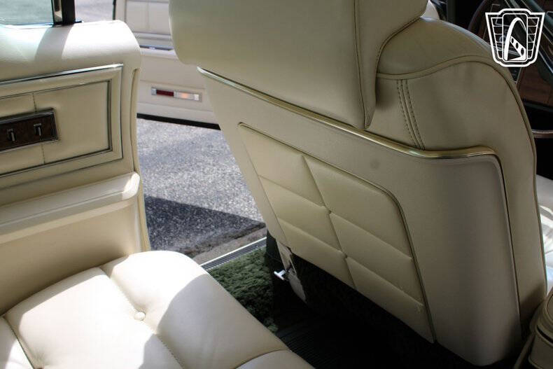 1972 Lincoln Continental
