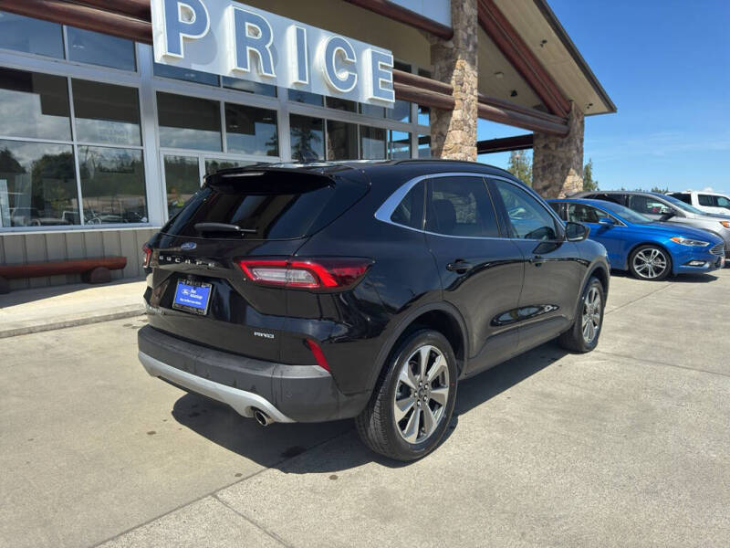 2025 Ford Escape Platinum