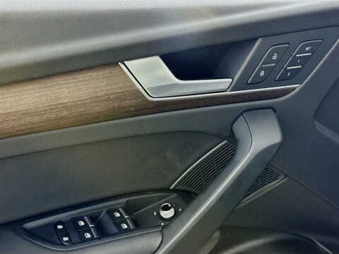 2024 Audi Q5 e quattro S line Prestg 55 TFSI