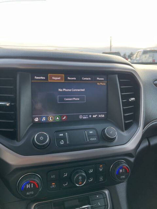 2021 GMC Acadia AT4