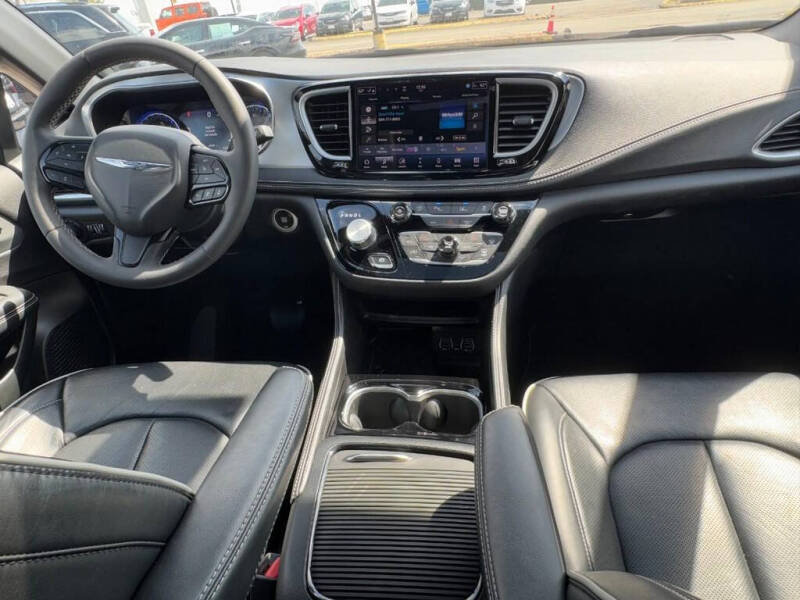 2025 Chrysler Pacifica Limited