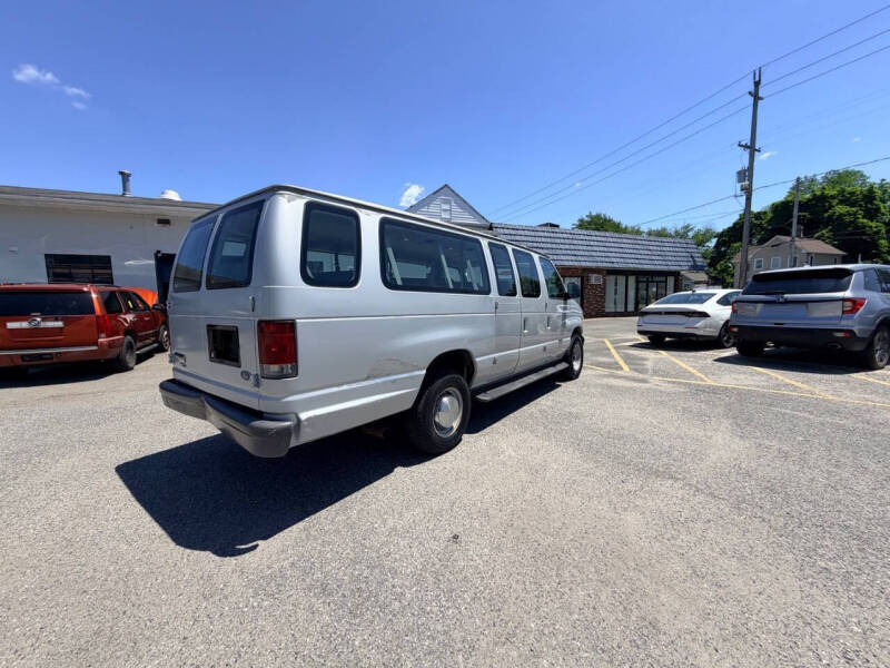 2006 Ford E-Series E-350 SD XL