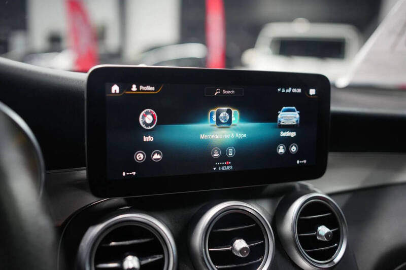 2021 Mercedes-Benz GLC GLC 300