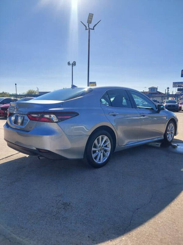 2023 Toyota Camry LE
