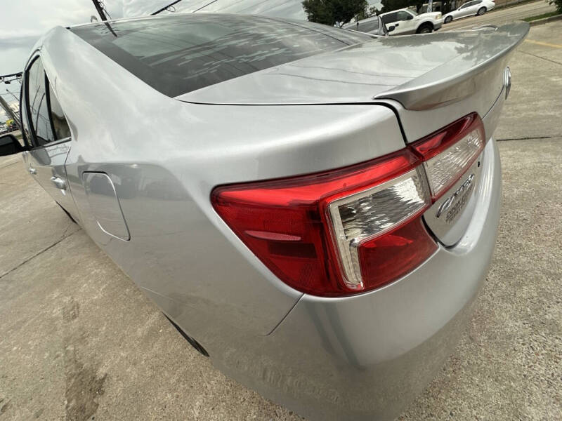 2014 Toyota Camry SE