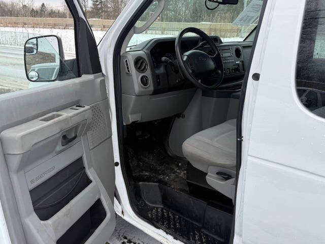 2010 Ford E-Series E-350 SD XL