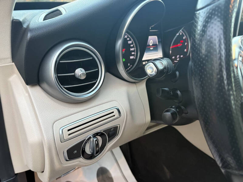 2015 Mercedes-Benz C-Class C 300 4MATIC