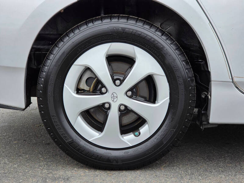 2012 Toyota Prius Two