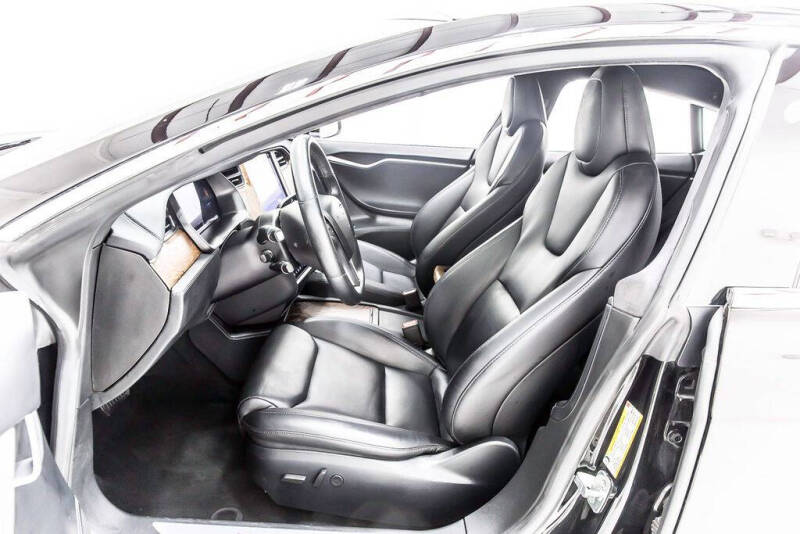 2020 Tesla Model S Long Range