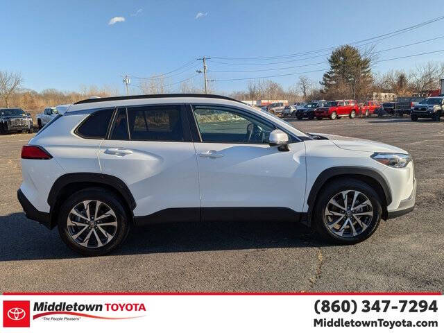 2023 Toyota Corolla Cross XLE