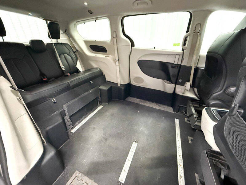 2018 Chrysler Pacifica Touring L