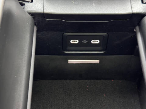 2024 Mercedes-Benz C-Class AMG C 63 S E Performance