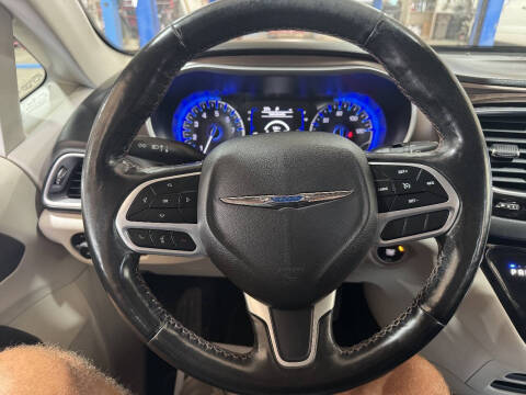 2019 Chrysler Pacifica Touring L