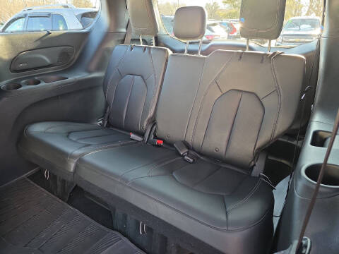 2020 Chrysler Pacifica Touring L Plus