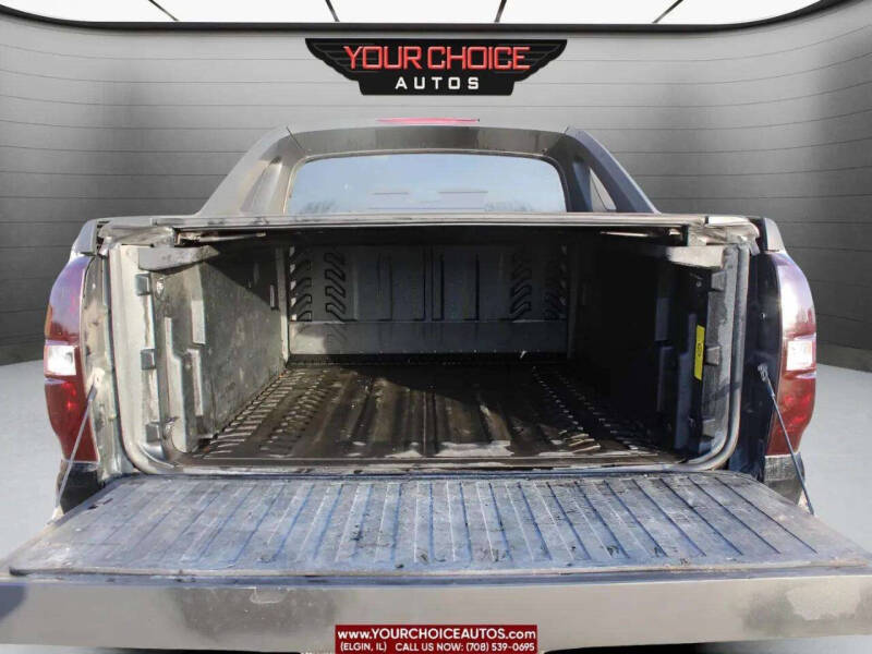 2011 Chevrolet Avalanche LS