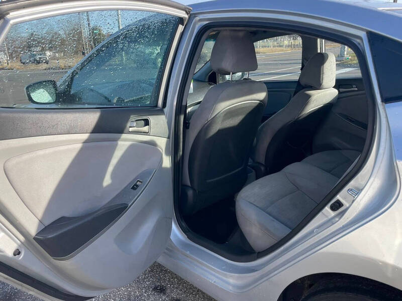 2017 Hyundai Accent Value Edition