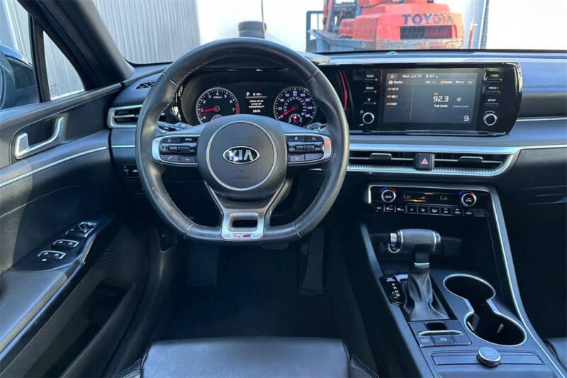 2021 Kia K5