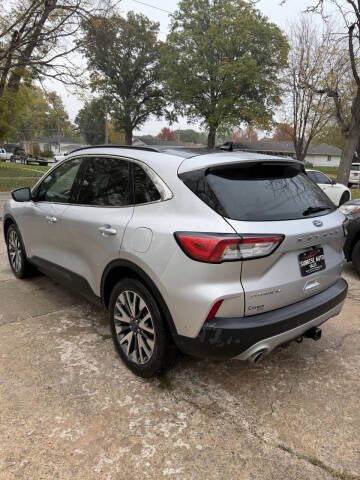 2020 Ford Escape Titanium