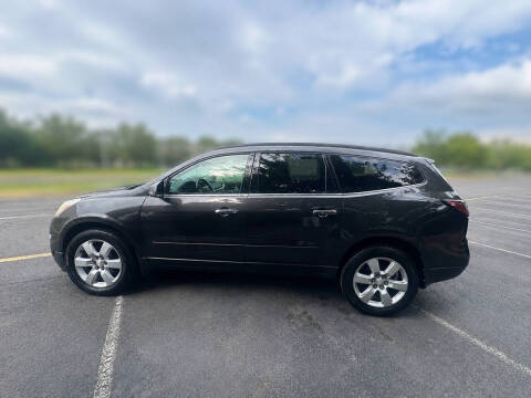 2017 Chevrolet Traverse LT