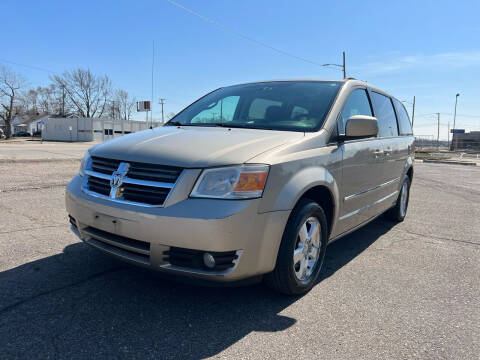 2009 Dodge Grand Caravan for sale at METRO CITY AUTO GROUP LLC in Lincoln Park MI