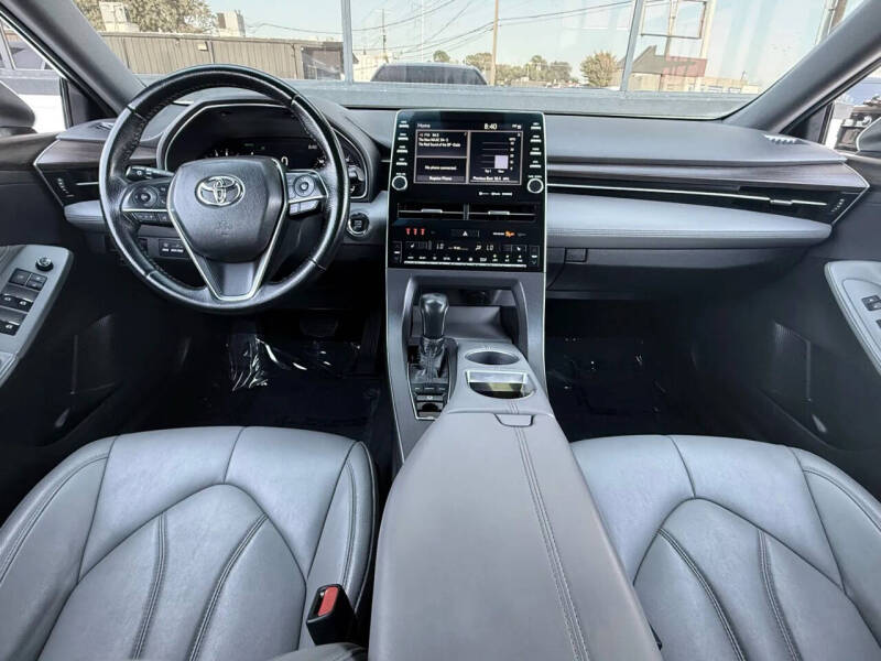 2021 Toyota Avalon XLE
