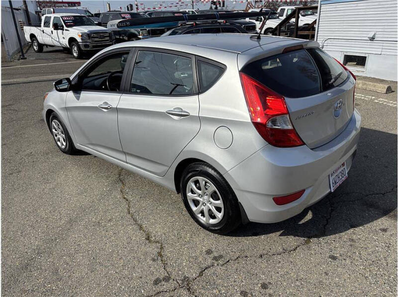 2013 Hyundai Accent GS