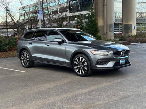 2021 Volvo V60 Cross Country