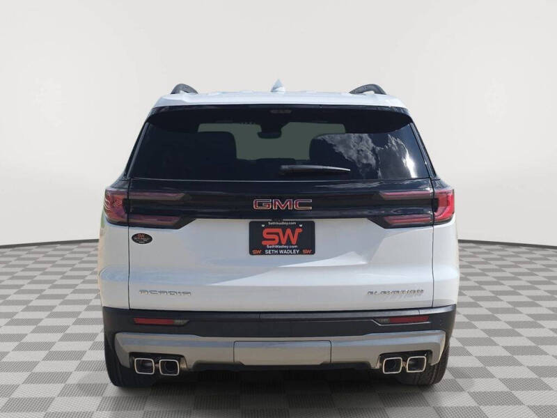 2026 GMC Acadia Elevation
