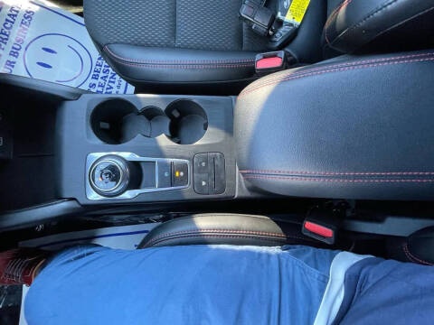 2025 Ford Escape ST-Line Select