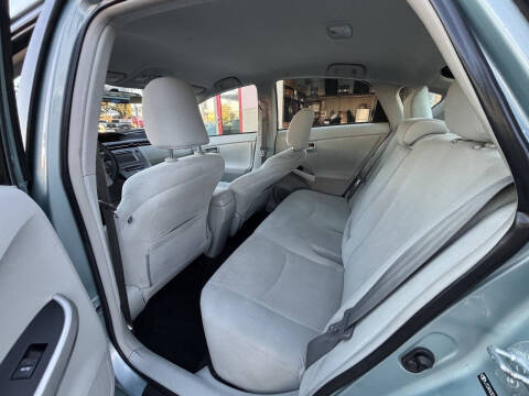 2012 Toyota Prius Three