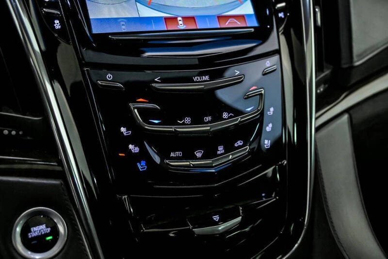 2017 Cadillac Escalade ESV Platinum
