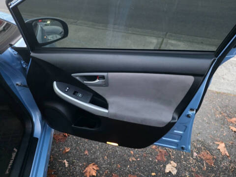 2012 Toyota Prius Plug-in Hybrid