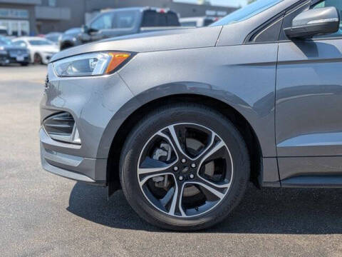 2022 Ford Edge ST