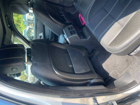 2019 Land Rover Range Rover Velar P250 R-Dynamic SE