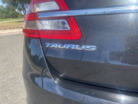 2013 Ford Taurus Limited