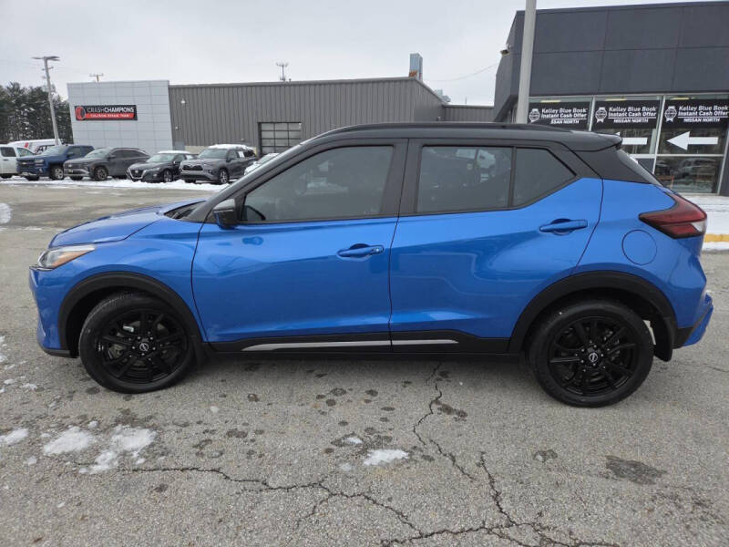 2023 Nissan Kicks SR