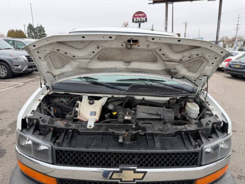 2013 Chevrolet Express LT 3500