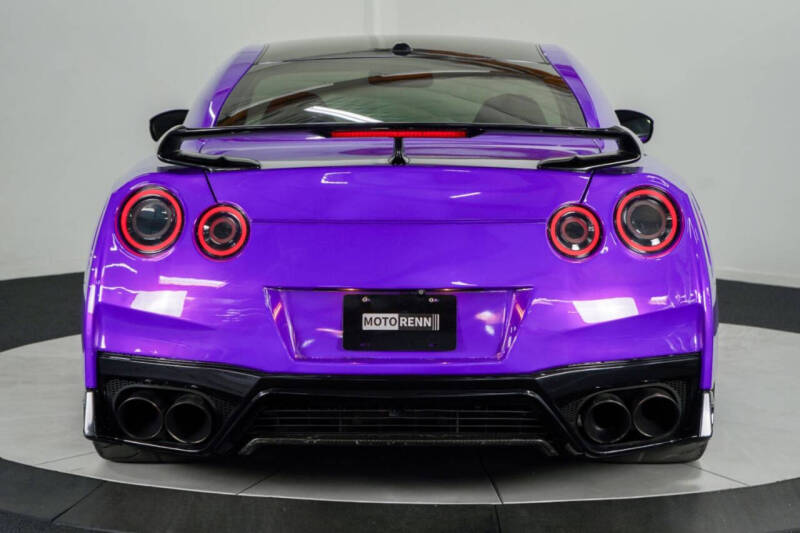 2014 Nissan GT-R Premium