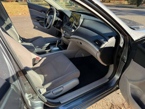 2011 Honda Accord LX-P