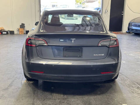 2021 Tesla Model 3 Performance