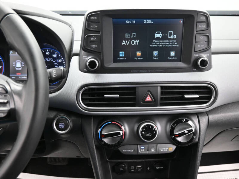 2020 Hyundai Kona SEL Plus