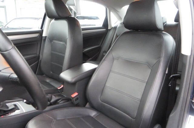 2015 Volkswagen Passat 1.8T Wolfsburg Edition