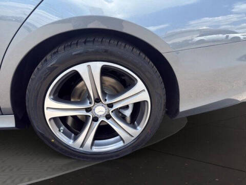 2017 Mercedes-Benz E-Class E 300 4MATIC
