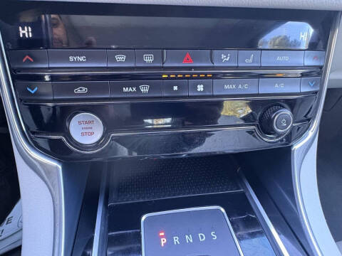 2016 Jaguar XF 35t Premium